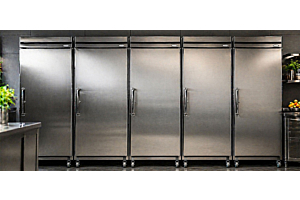 Quand et pourquoi louer frigos et congélateurs ?