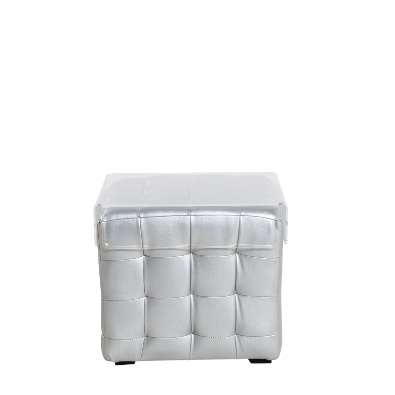 Table basse Chesterfield argent 44 x 44 cm H 42 cm