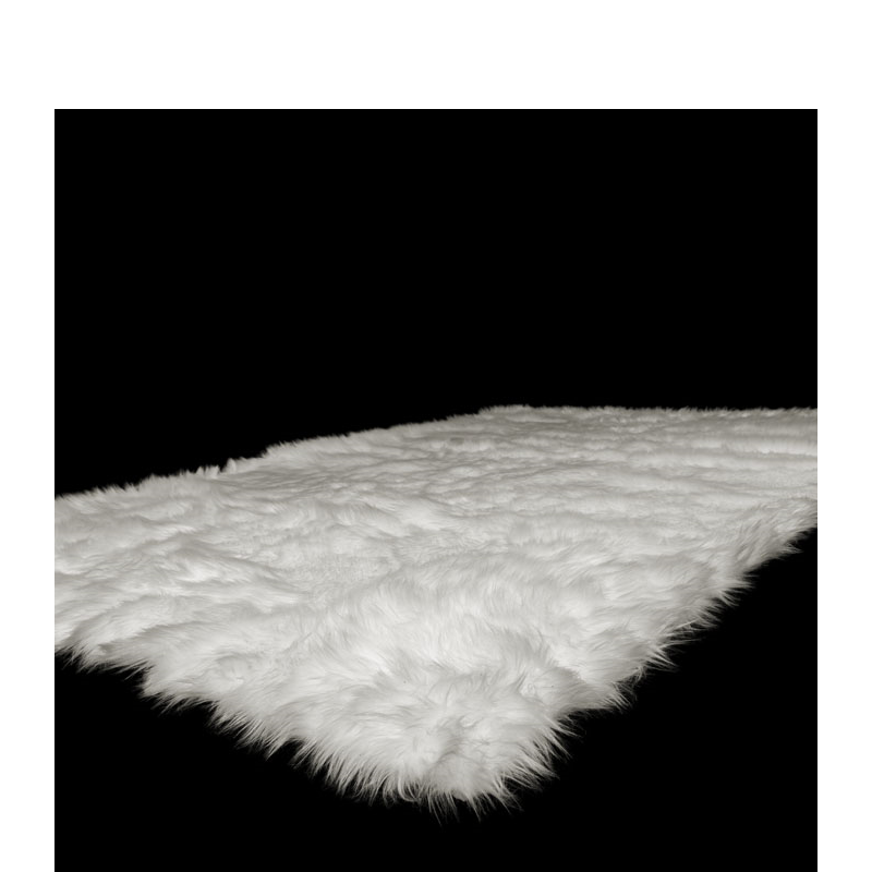 Tapis blanc en fourrure 140 x 200 cm