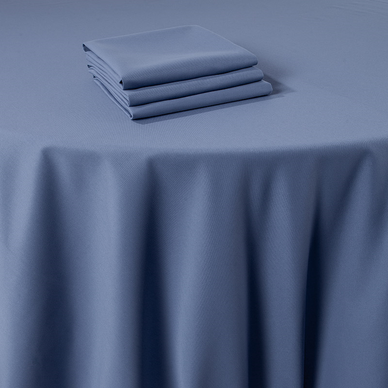 Nappe Marjorie bleu 180 x 350 cm ignifugée M1