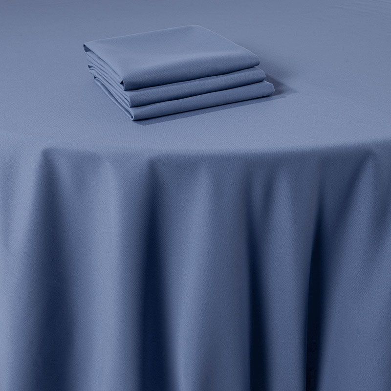 Nappe Marjorie bleu 180 x 350 cm ignifugée M1